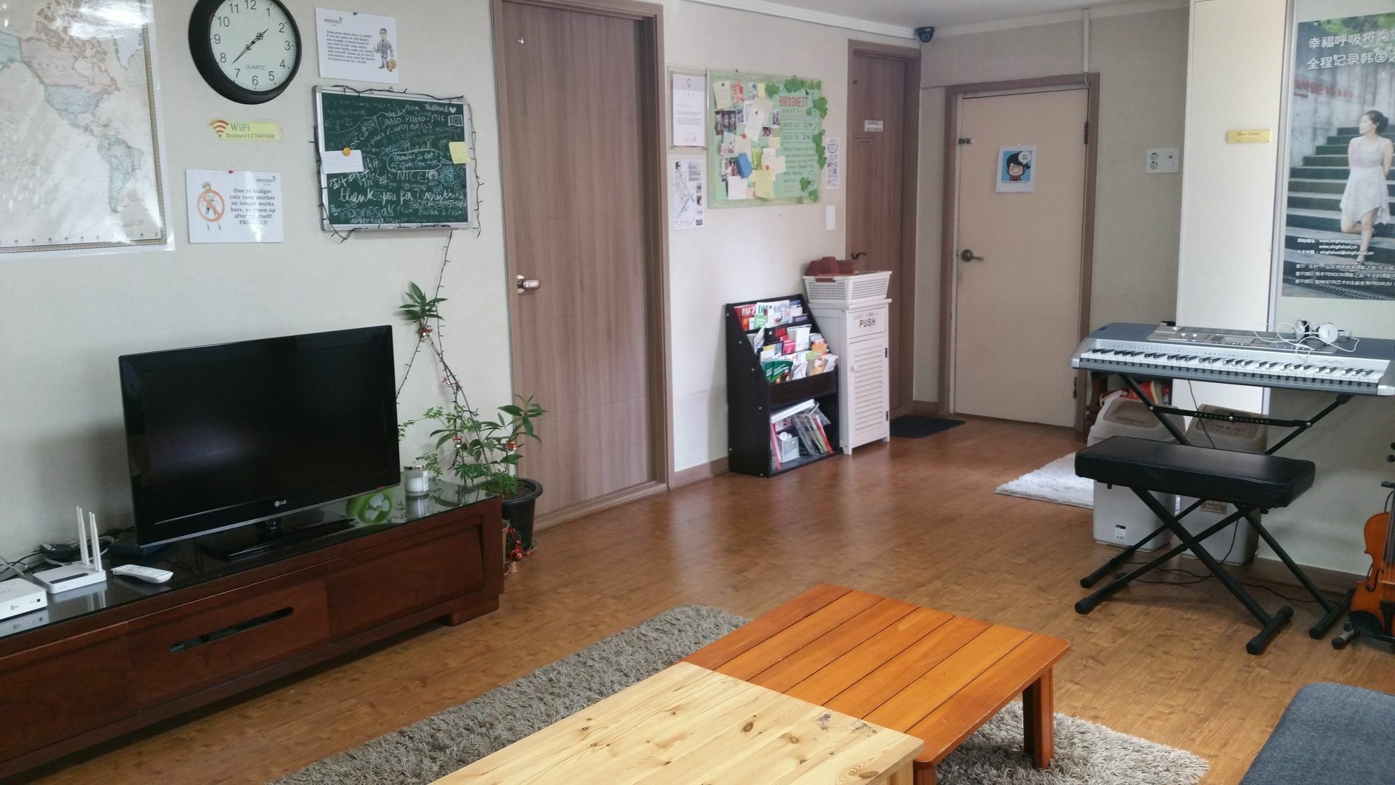 Birdsnest Hostel Hongdae Foreigner Only Сеул Екстер'єр фото